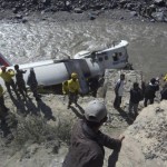 نیپالی مسافر طیارہ گر کر تباہ