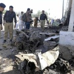 کراچی میں دھماکہ 12 اہلکار شہید 53 زخمی