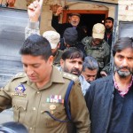 قابض بھارتی فوج نے یاسین ملک سمیت 6 حریت پسند کشمیری رہنمائوں کو گرفتار کر لیا