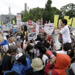جاپانی پارلیمنٹ کے باہر ہزاروں افراد نے مجوزہ سیکیورٹی بل کے خلاف ایک بڑے مظاہرے میں شرکت کی
