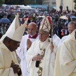 مسیحیوں کے روحانی پیشوا پوپ فرانسس کا براعظم افریقہ کا یہ پہلا دورہ ہے