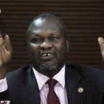 جنوبی سوڈان  کے باغیوں کے سربراہ ریک مچار نے نائب صدر کے طور پر اپنے عہدے کا حلف اٹھا لیا ہے
