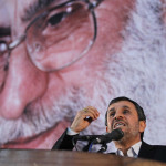 ایران  کے سپریم لیڈر آیت اللہ علی خامنہ ای اور سابق صدر محمود احمد نژاد