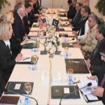 امریکی وزیر خارجہ ریکس ٹلرسن کی سول اور ملٹری پاکستانی قیادت سے ملاقات