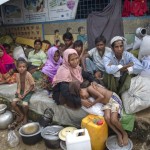 روہنگیا مسلمانوں کے خلاف جاری تشدد میں اب تک ہزاروں افراد قتل جبکہ لاکھوں بے گھر ہو چکے ہیں