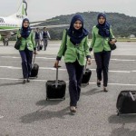 انڈونیشیا میں Aceh کی صوبائی حکومت نے ملک کی تمام فضائی کمپنیوں کو احکامات دیے ہیں کہ وہ ہوائی جہازوں میں خواتین میزبانوں کو حجاب کا پابند بنائیں