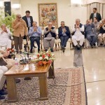 سابق وزیر اعظم نواز شریف نے الیکشن 2018ء کی تیاریوں کے لیے پیر کے روز جاتی امراء میں ایک خصوصی اجلاس بلایا