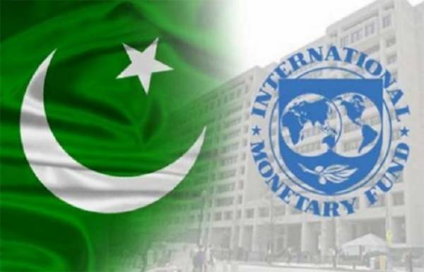 حکومت پاکستان بین الاقوامی مالیاتی فنڈ (آئی ایم ایف) کے پاس طویل المدتی قرضوں کے پروگرام کے لیے مذاکرات کے حتمی مراحل میں مصروف ہے