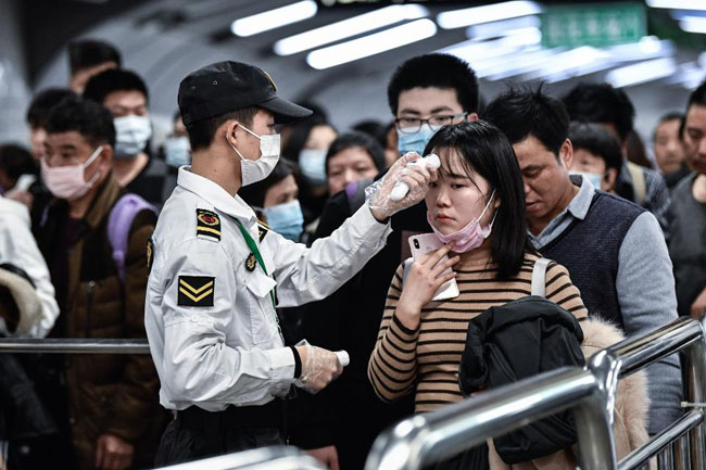 چین میں کورونا وائرس سے متاثرہ افراد کی تعداد 76 ہزار سے بڑھ گئی ہے