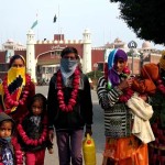 بھارت منتقل ہونے والے 100 سے زائد ہندو خاندان واپس پاکستان آ گئے